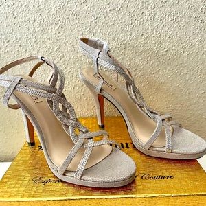 High heel Sandal brand Menbur  they are champagne color size 38